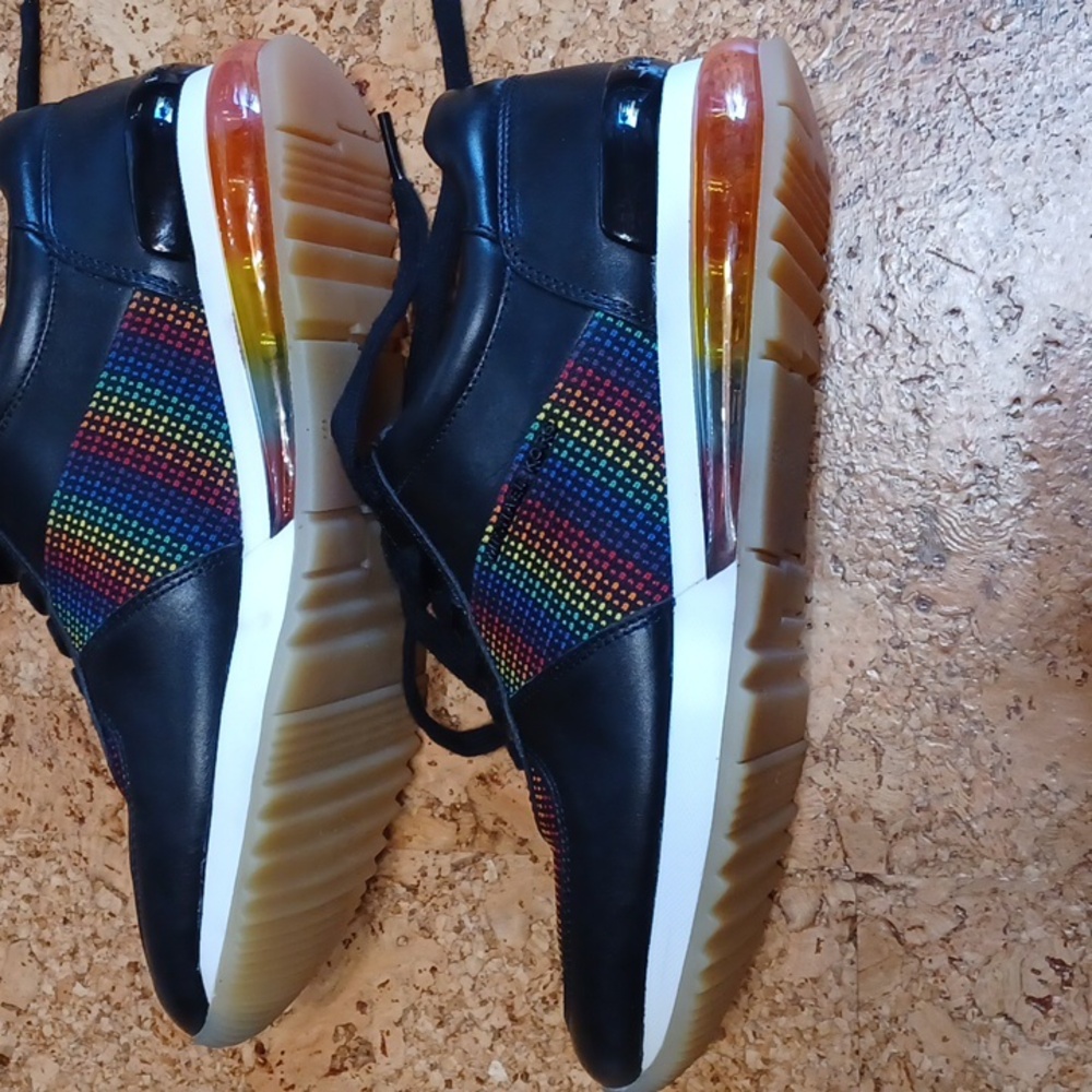 Michael Kors Allie Trainer Rainbow Extreme NWOT - Picture 6 of 7